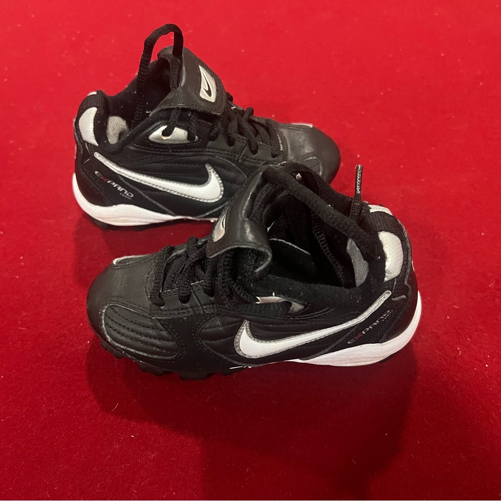 Kids Cleats Size 10 C | Black Nike Kids Cleats | Lightly Used Great Condition